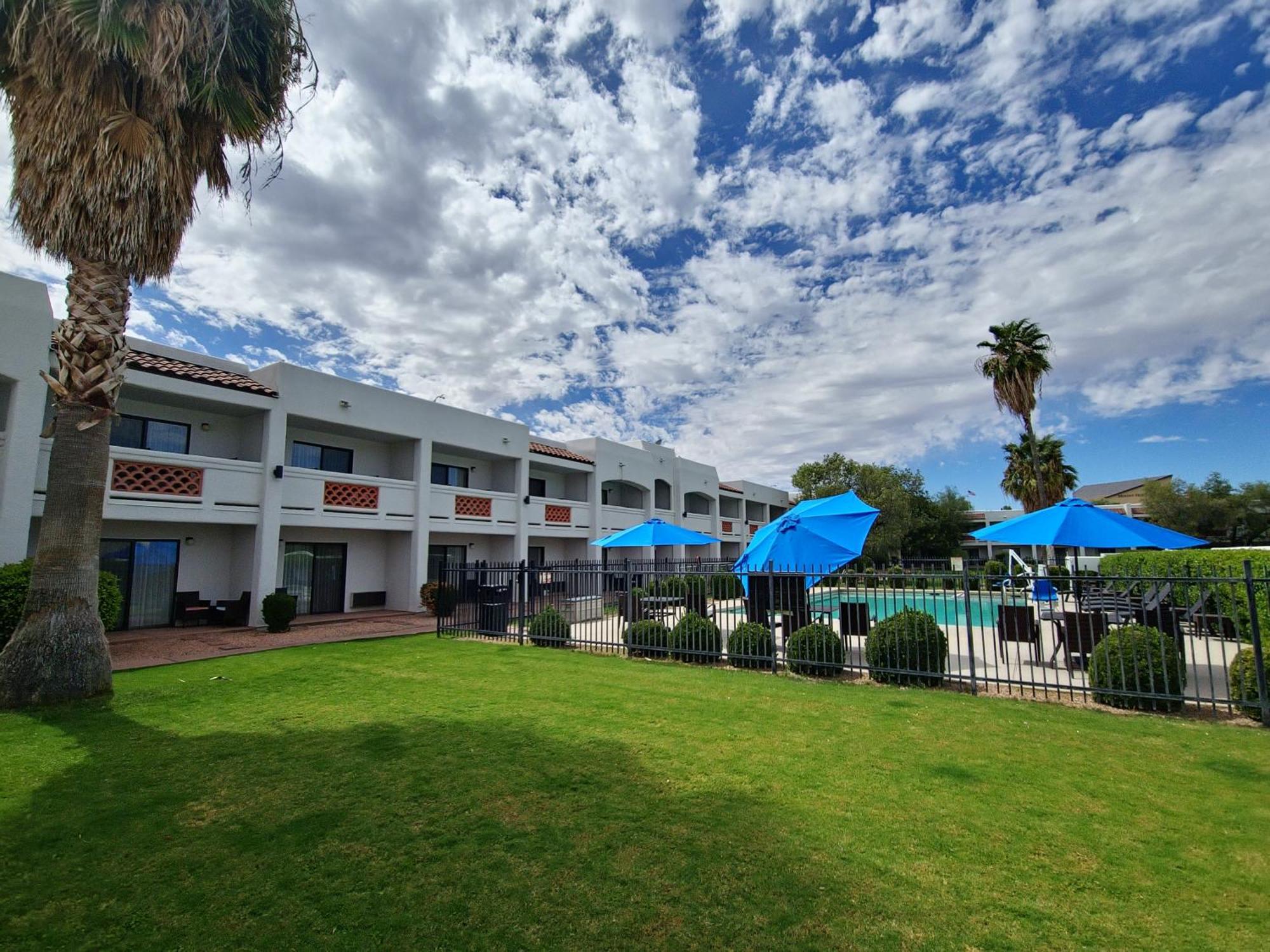 Los Viajeros Inn Wickenburg Exteriör bild