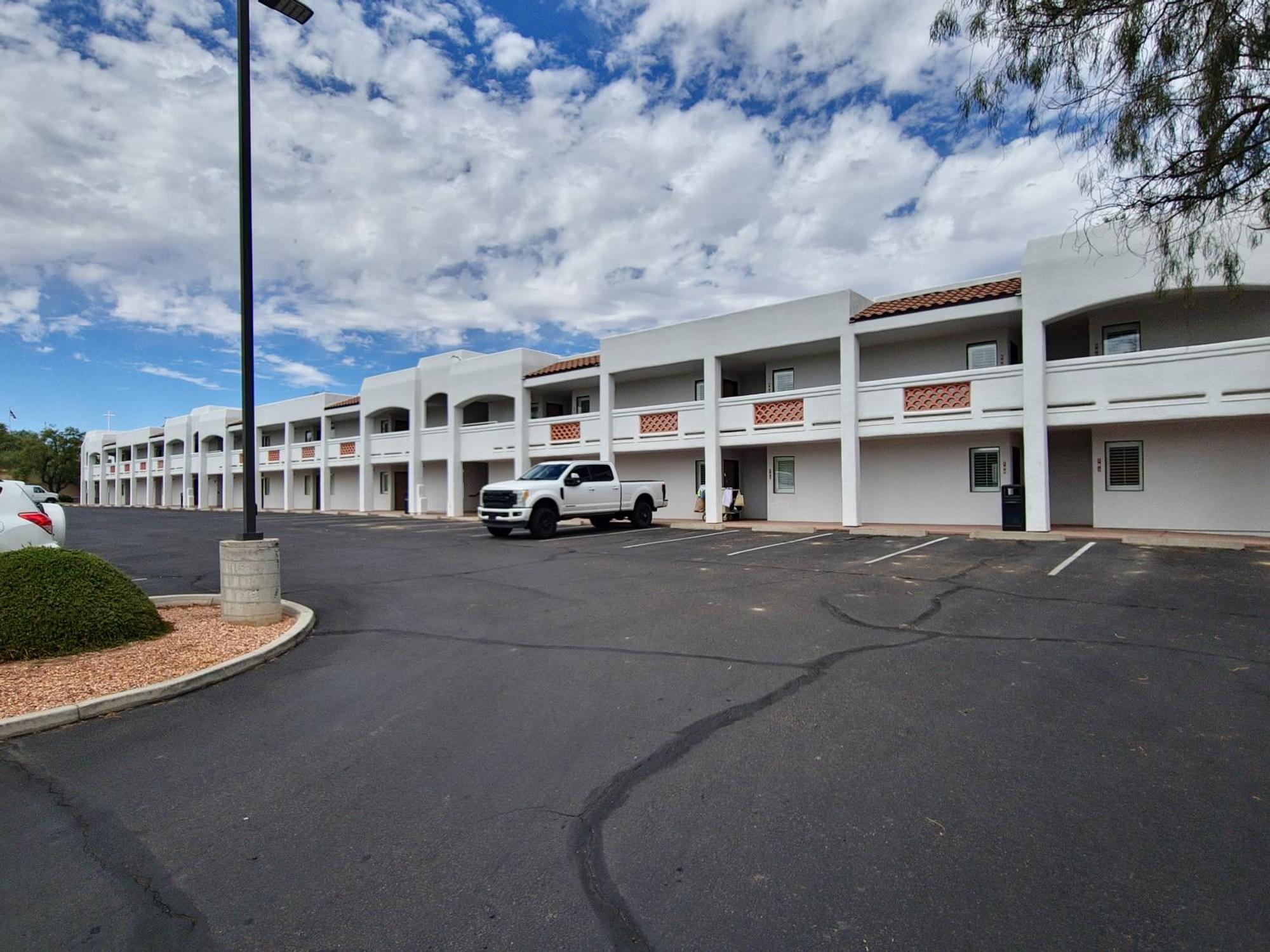 Los Viajeros Inn Wickenburg Exteriör bild